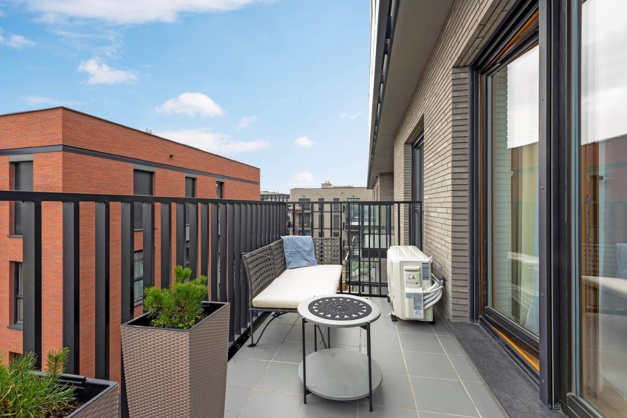 Apartment Nadmotlawie Riverside - Parking, Sauna & Gym By Downtown Danzig