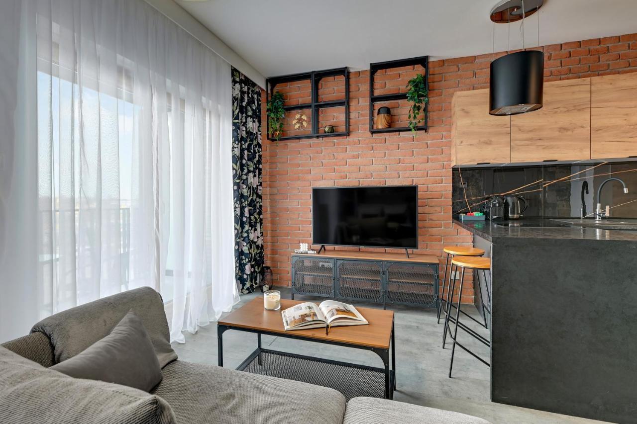 Nadmotlawie Riverside - Parking, Sauna & Gym By Downtown Apartment Danzig