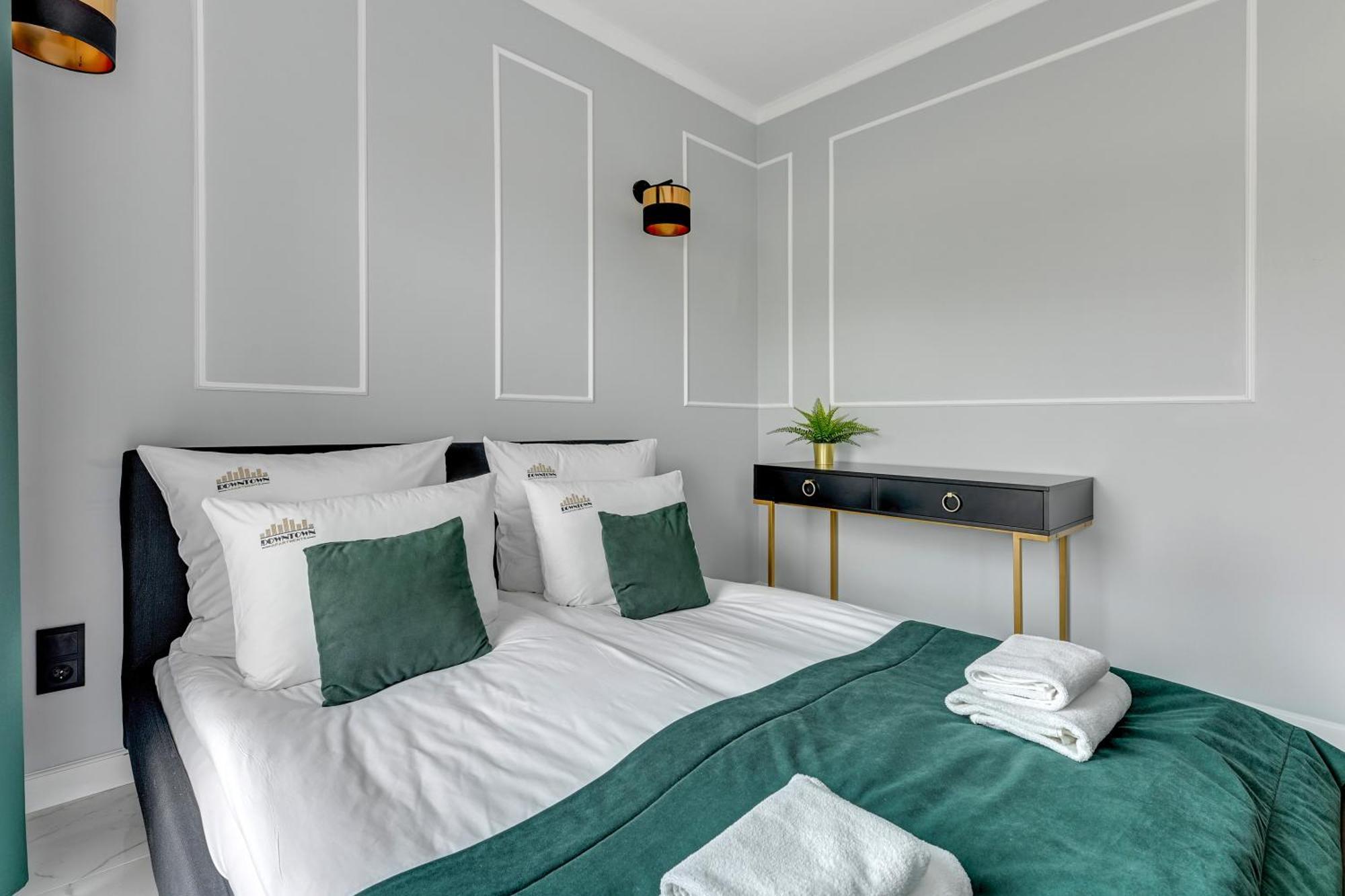 Leilighet Nadmotlawie Riverside - Parking, Sauna & Gym By Downtown *